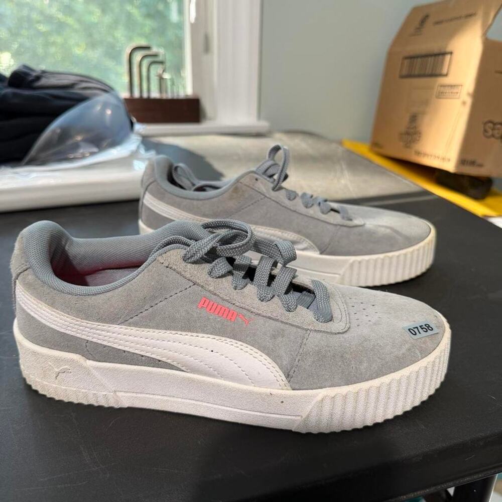 Puma gray white sneakers